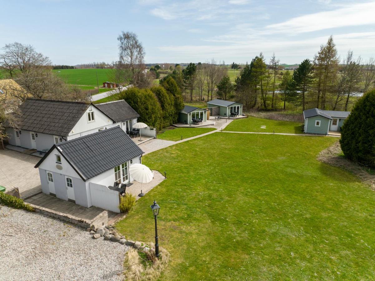 Lilla Paradiset Tomelilla Bagian luar foto